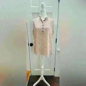 Jasmine & Juliana sleeveless blouse size L, ruffled neck line. Peach & black dot